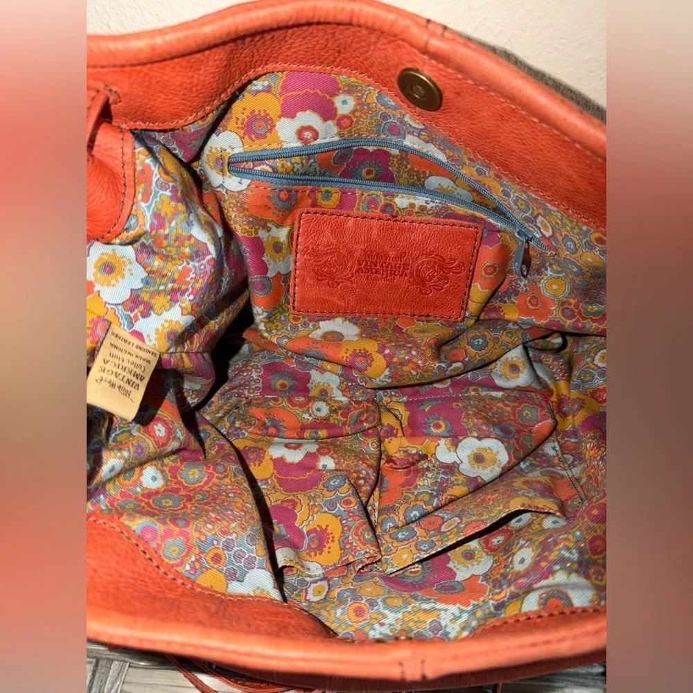 Nine West Vintage America Rust Leather Drawstring Shoulder Bag Floral Lining - Picture 12 of 16
